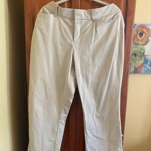 16 Short Dockers tan mid rise curly fit pants